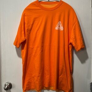 - Palace Skateboards Orange Tee Size XL